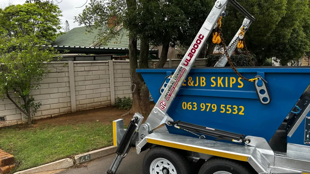 E & JB Skips job photo 1